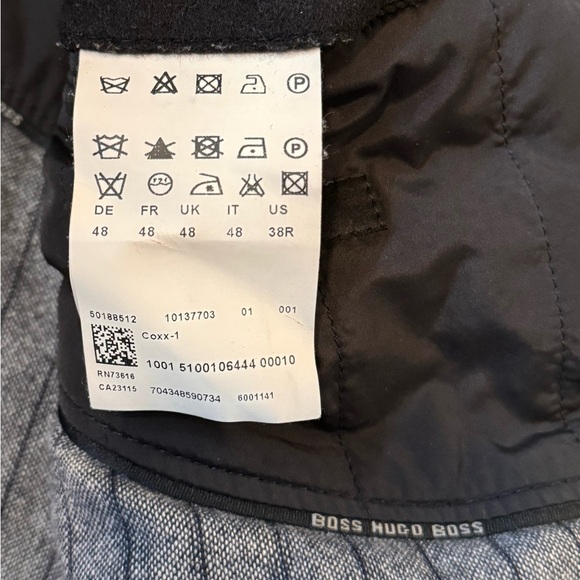 Hugo Boss Virgin Wool & Cashmere Relaxed Fit Coat - Picture 15 of 15